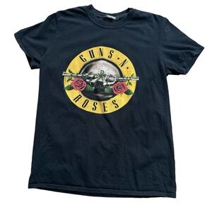 Guns N' Roses Men's Black Guns N' Roses Short Sleeve Graphic T-Shirt Size S-M